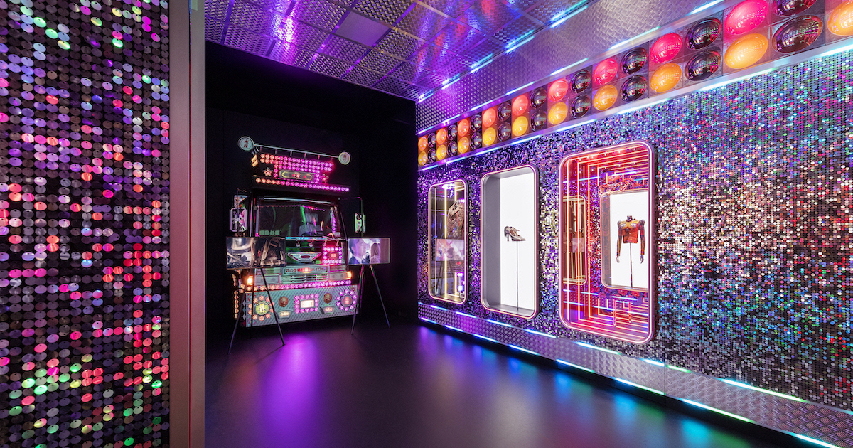Gucci's Metaversal Playground: A Chic Alchemy of Digital & Physical Luxury  Through NFTs, by BluShark Media, Jul, 2023
